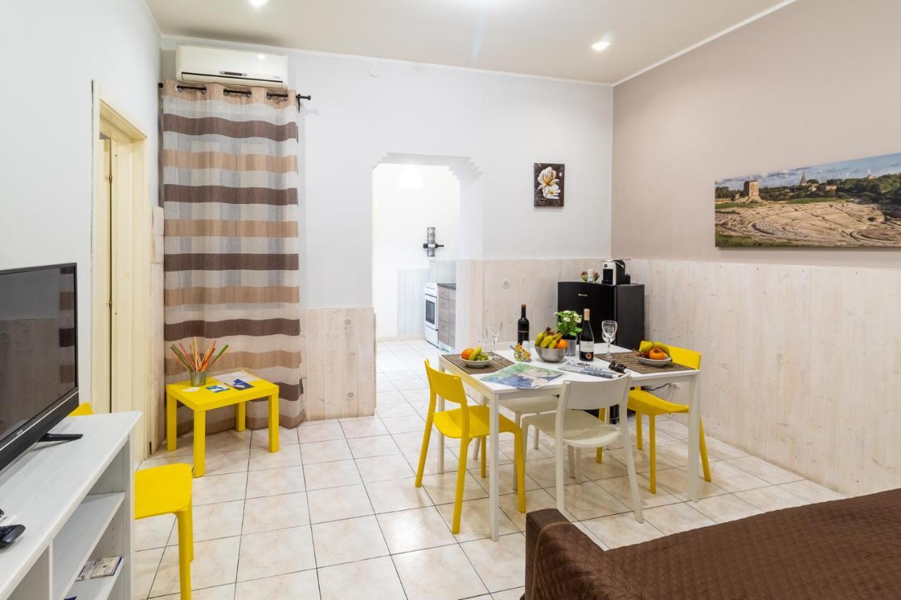 Syracuseapartments Il Piave Di Siracusa Appartamento Per 6 Persone Vicino Ad Ortigia A 200M Dal Mare エクステリア 写真