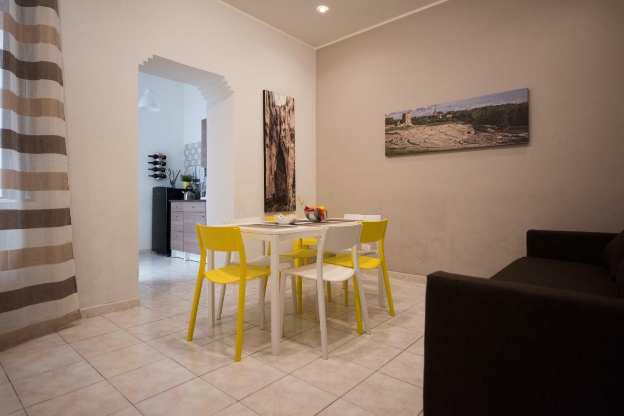 Syracuseapartments Il Piave Di Siracusa Appartamento Per 6 Persone Vicino Ad Ortigia A 200M Dal Mare エクステリア 写真